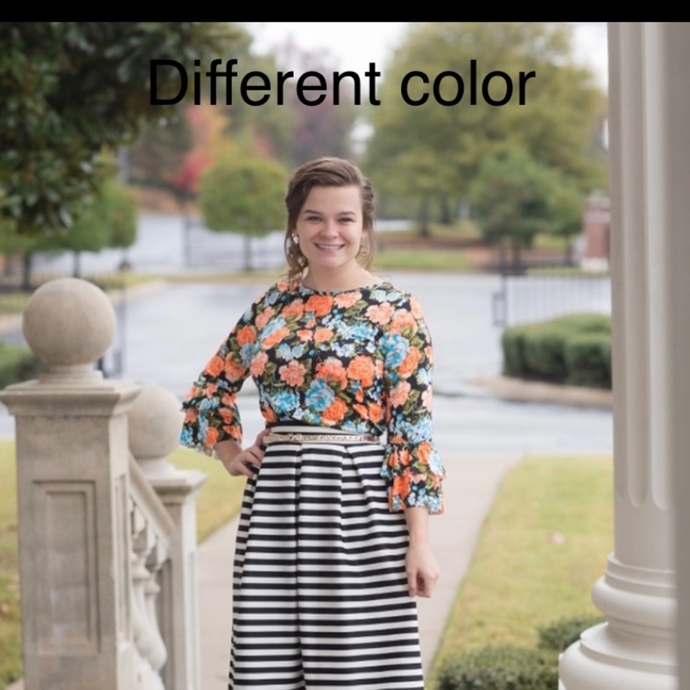 NWT Dainty Jewells Blouse